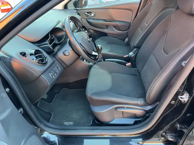 Renault Clio view 10