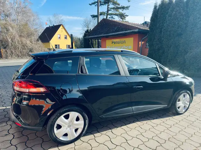 Renault Clio view 4