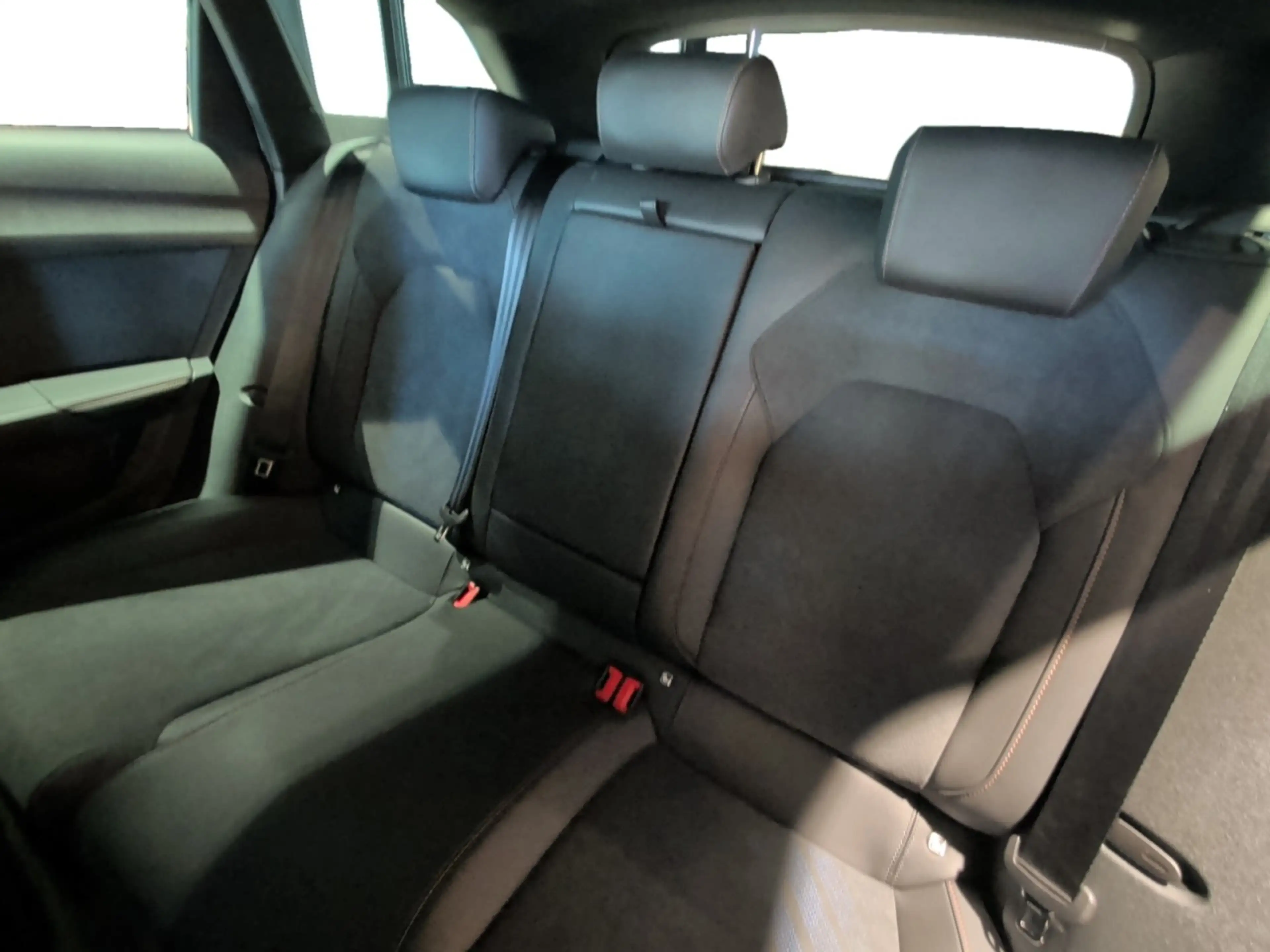 CUPRA Leon Sportstourer VZ Black Edition e-Hybrid DSG Klima — photo 13