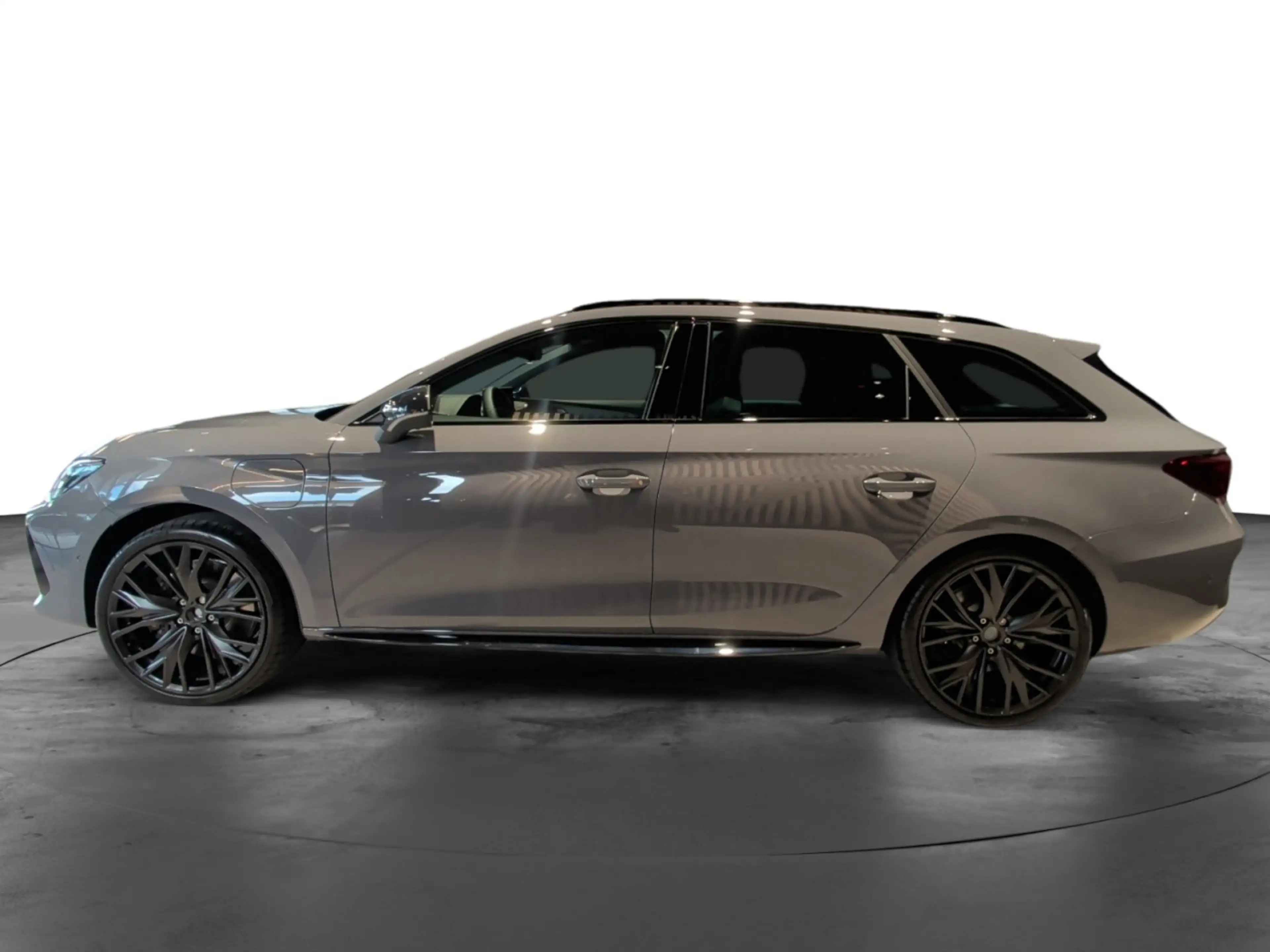 CUPRA Leon Sportstourer VZ Black Edition e-Hybrid DSG Klima — photo 2