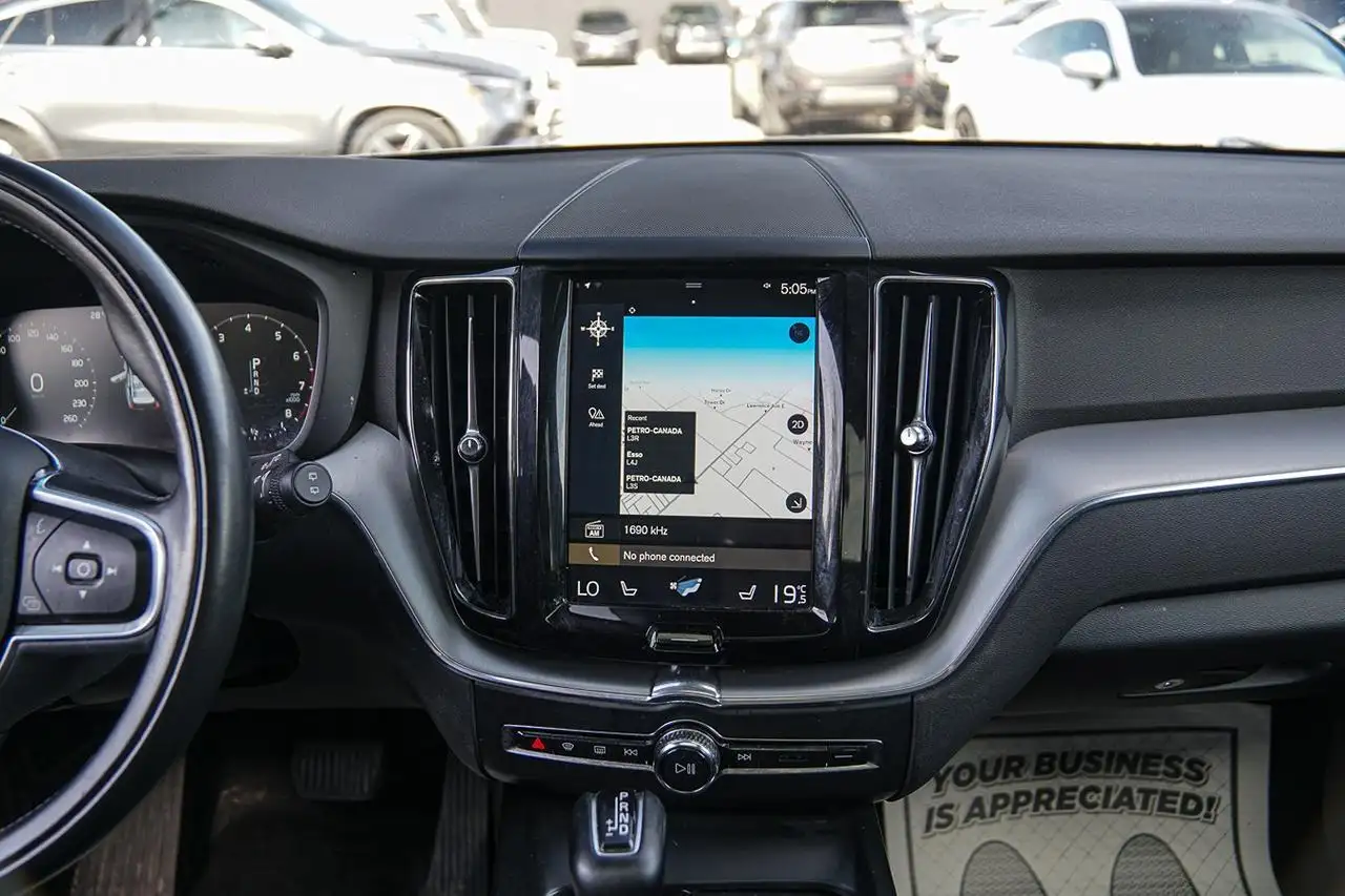 Volvo XC60 снимка Volvo XC60