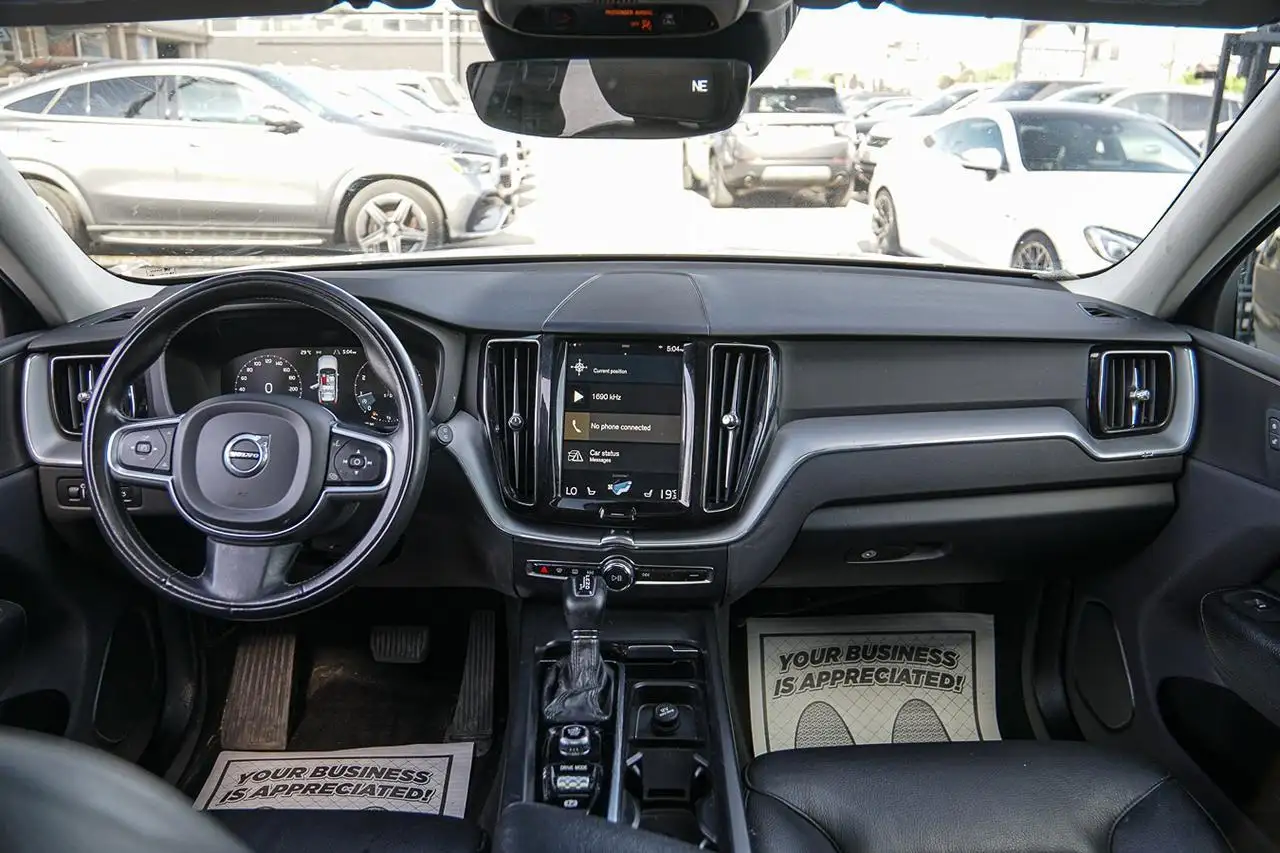 Volvo XC60 снимка Volvo XC60
