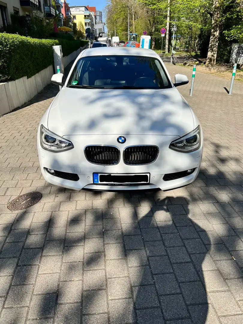 BMW 118 118i Urban Line Weiß - 2