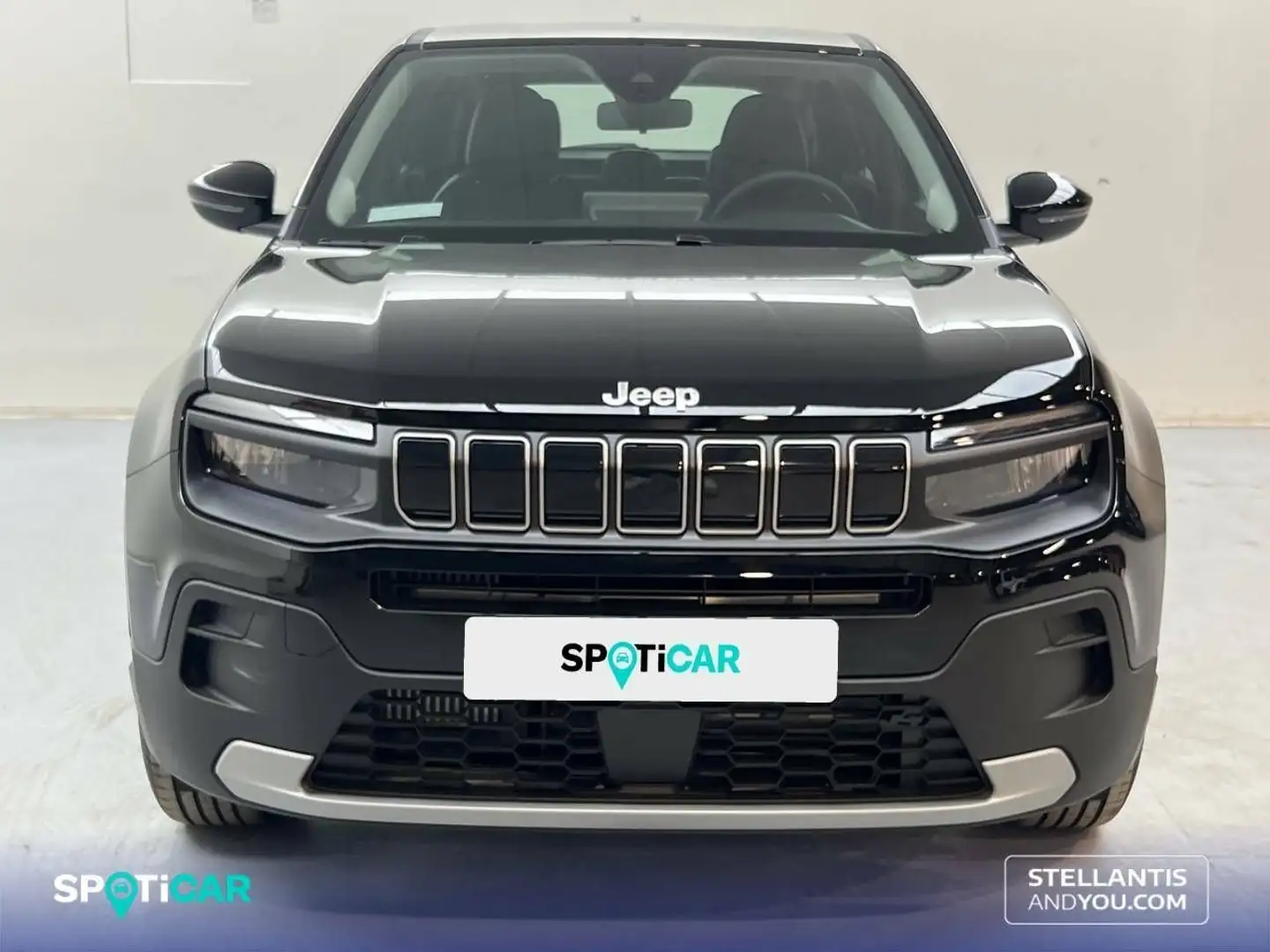 Jeep Avenger 1.2 Altitude 100 crna - 2