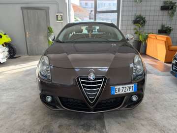 Giulietta III 2010 1.6 jtdm Exclusive E5