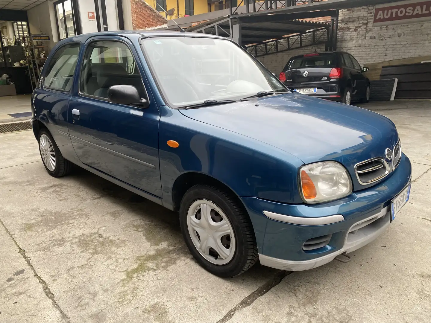 Nissan Micra 3p 1.0 LX - 2
