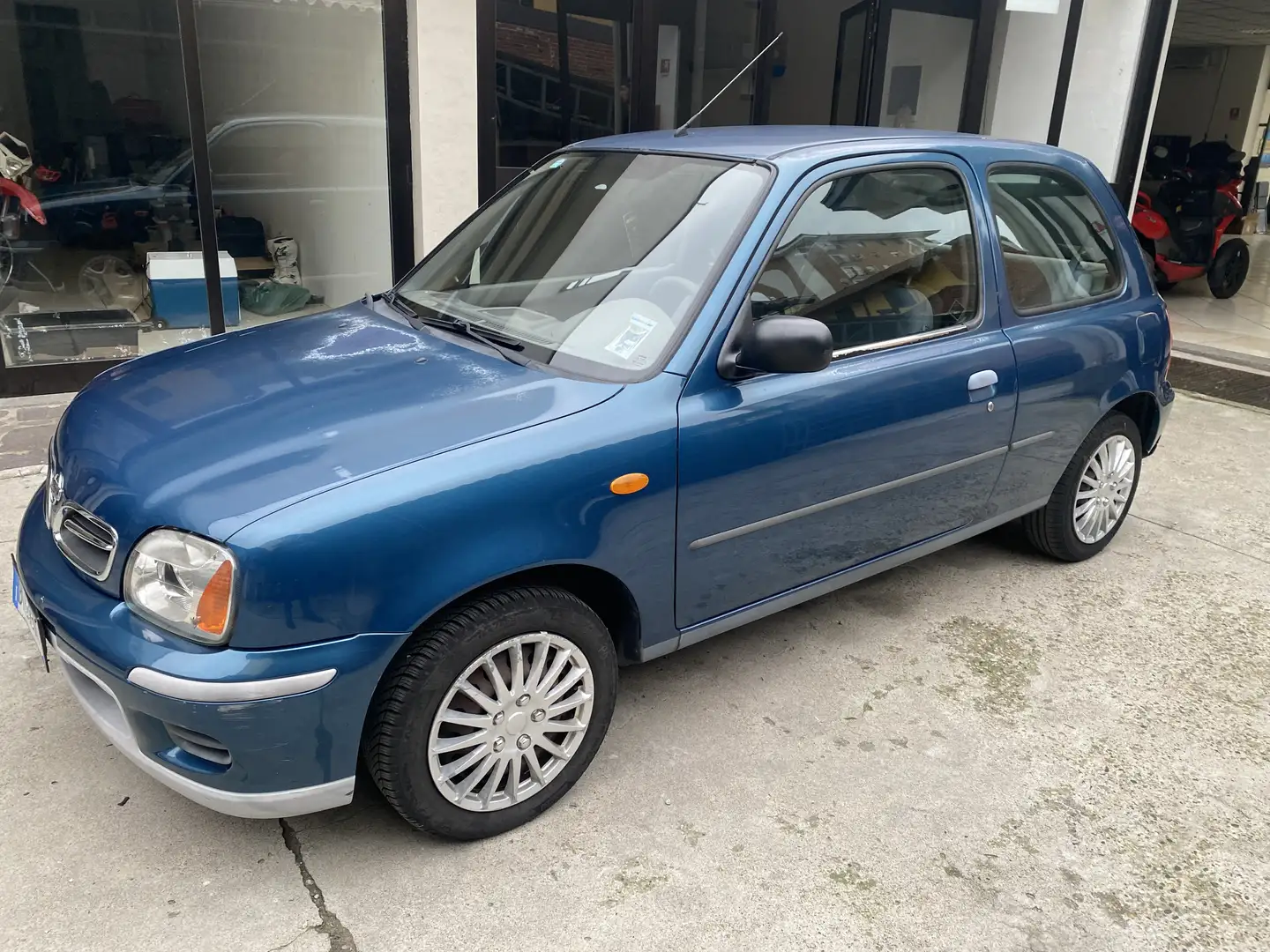 Nissan Micra 3p 1.0 LX - 1