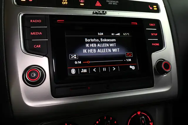 Volkswagen Polo view 19