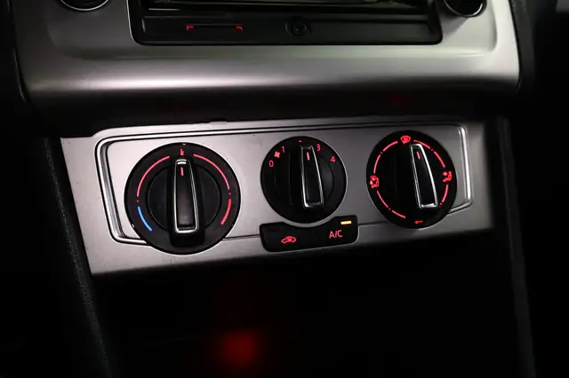 Volkswagen Polo view 17