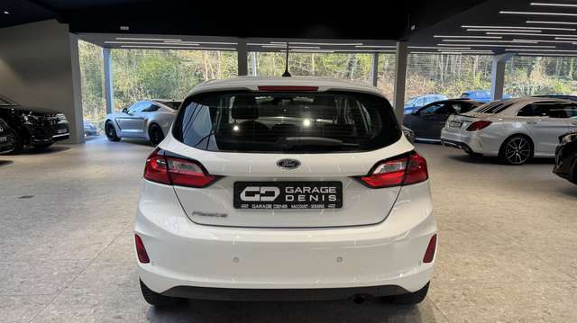 Ford Fiesta — photo 8