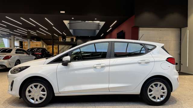 Ford Fiesta — photo 6