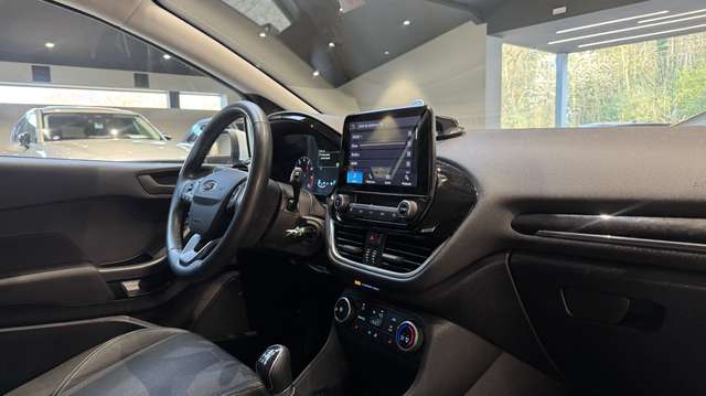 Ford Fiesta — photo 13
