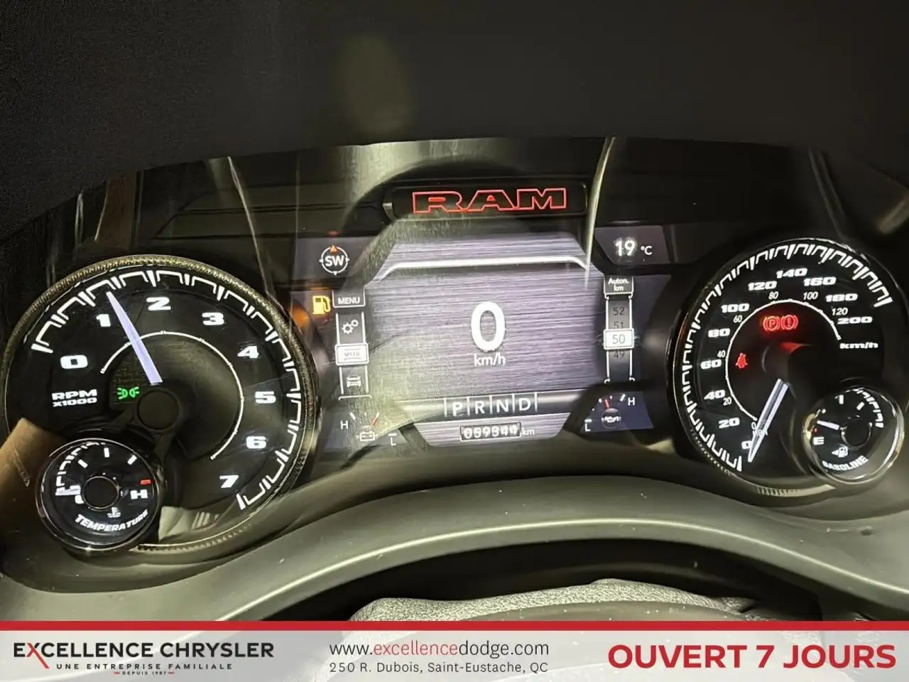 RAM 1500 fotografie RAM 1500