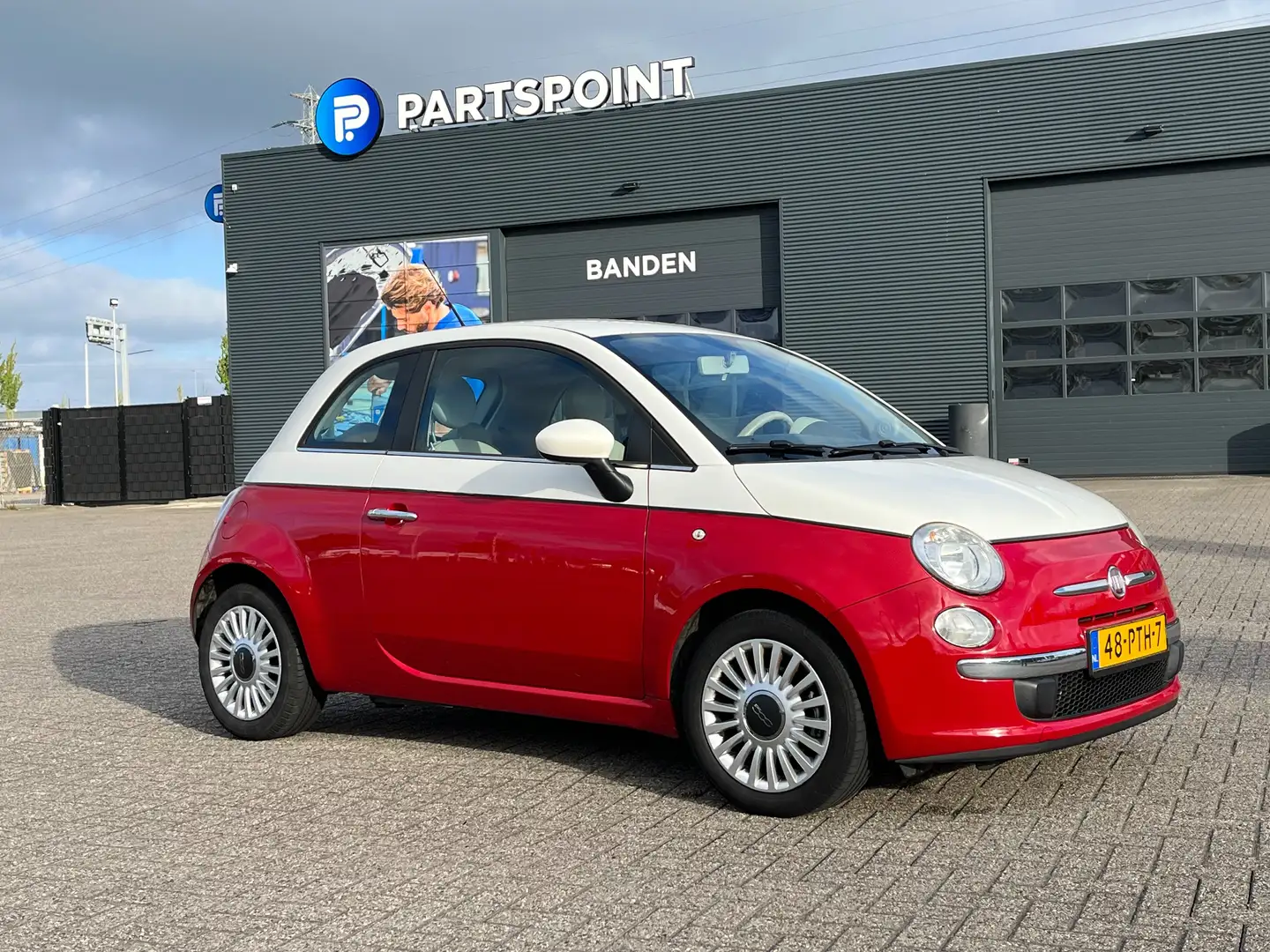 Fiat 500 500 0.9 TwinAir Pop Rood - 1