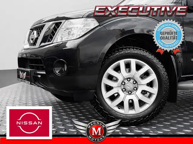 Nissan Pathfinder PATHFINDER 2.5 dCi LE *Aut.*Klimaaut.*Temp.*AHK*
