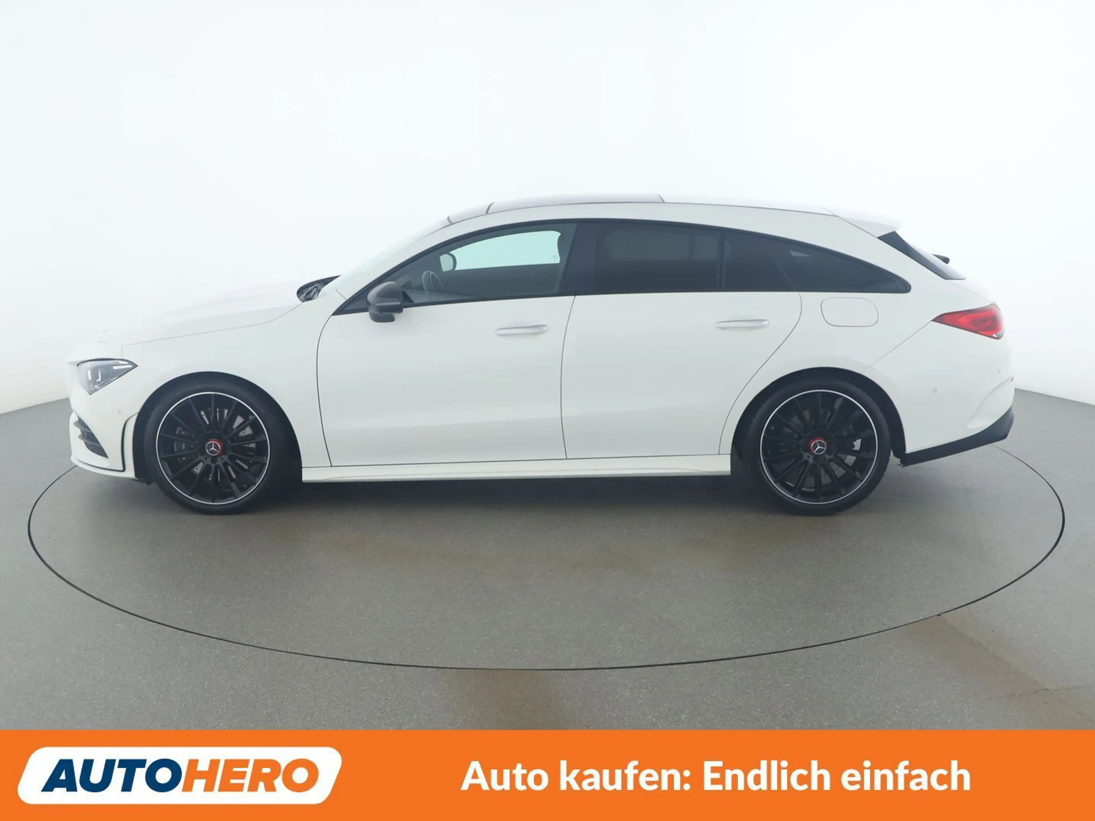 Mercedes-Benz CLA 220 CLA 220 Shooting Brake AMG Line — photo 3