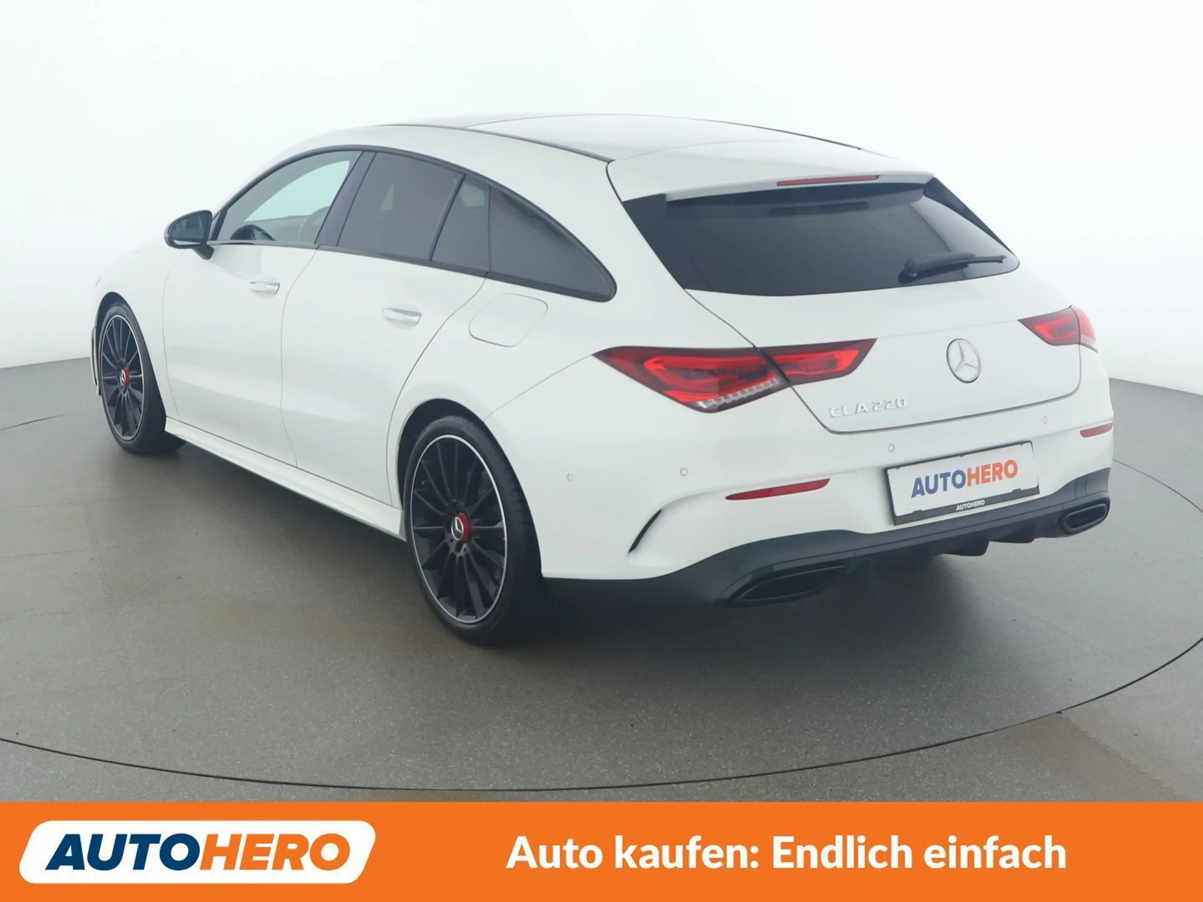 Mercedes-Benz CLA 220 CLA 220 Shooting Brake AMG Line — photo 4