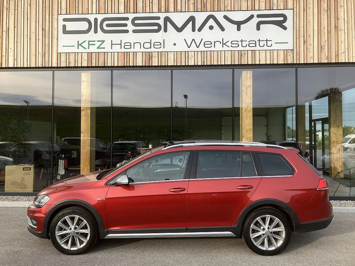 Volkswagen Golf Variant Alltrack BMT 2,0 TDI DSG 4Motion Xenon Panorama... Rot - 2