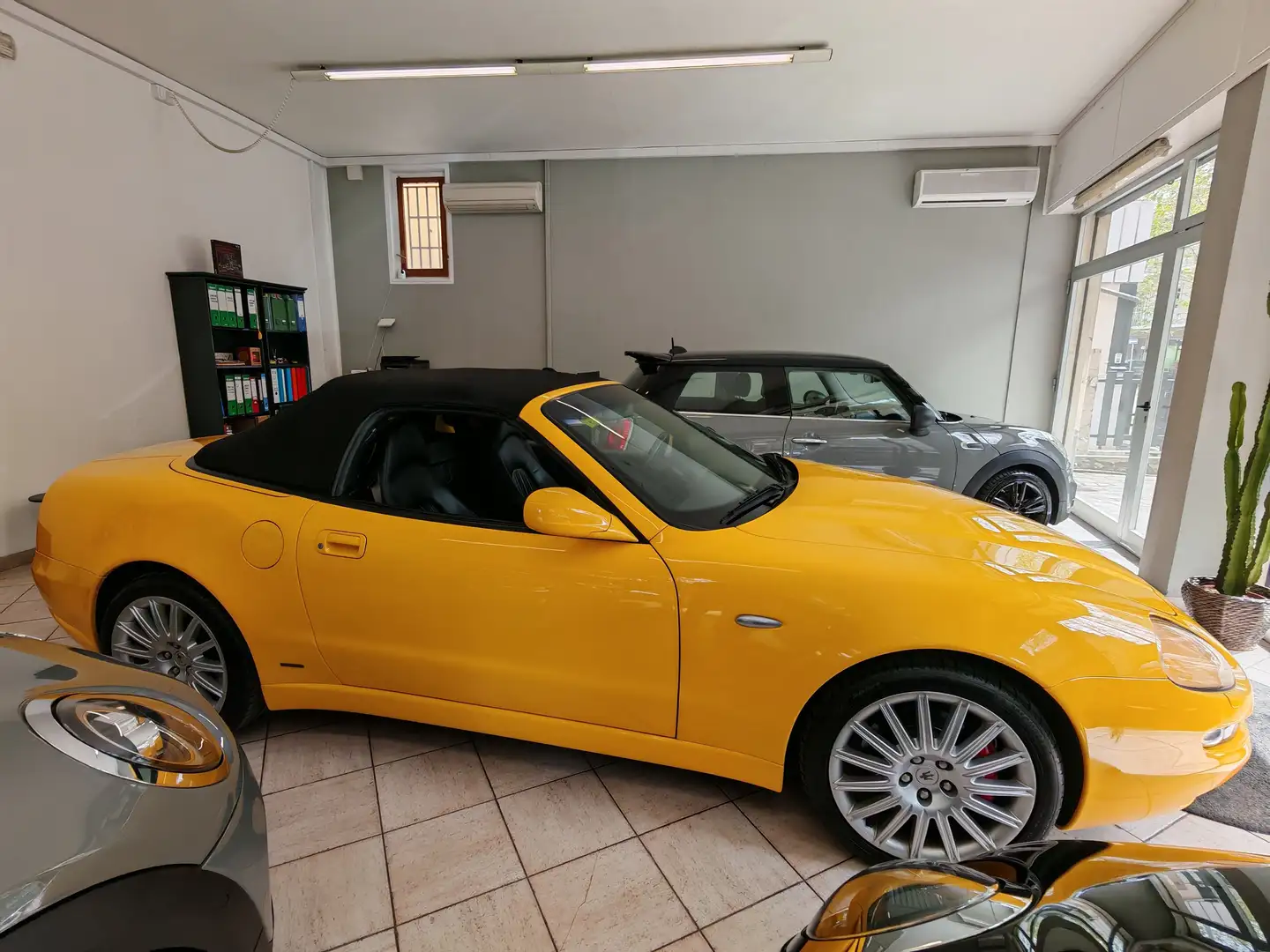 Maserati Spyder 4.2 cambiocorsa Amarillo - 1