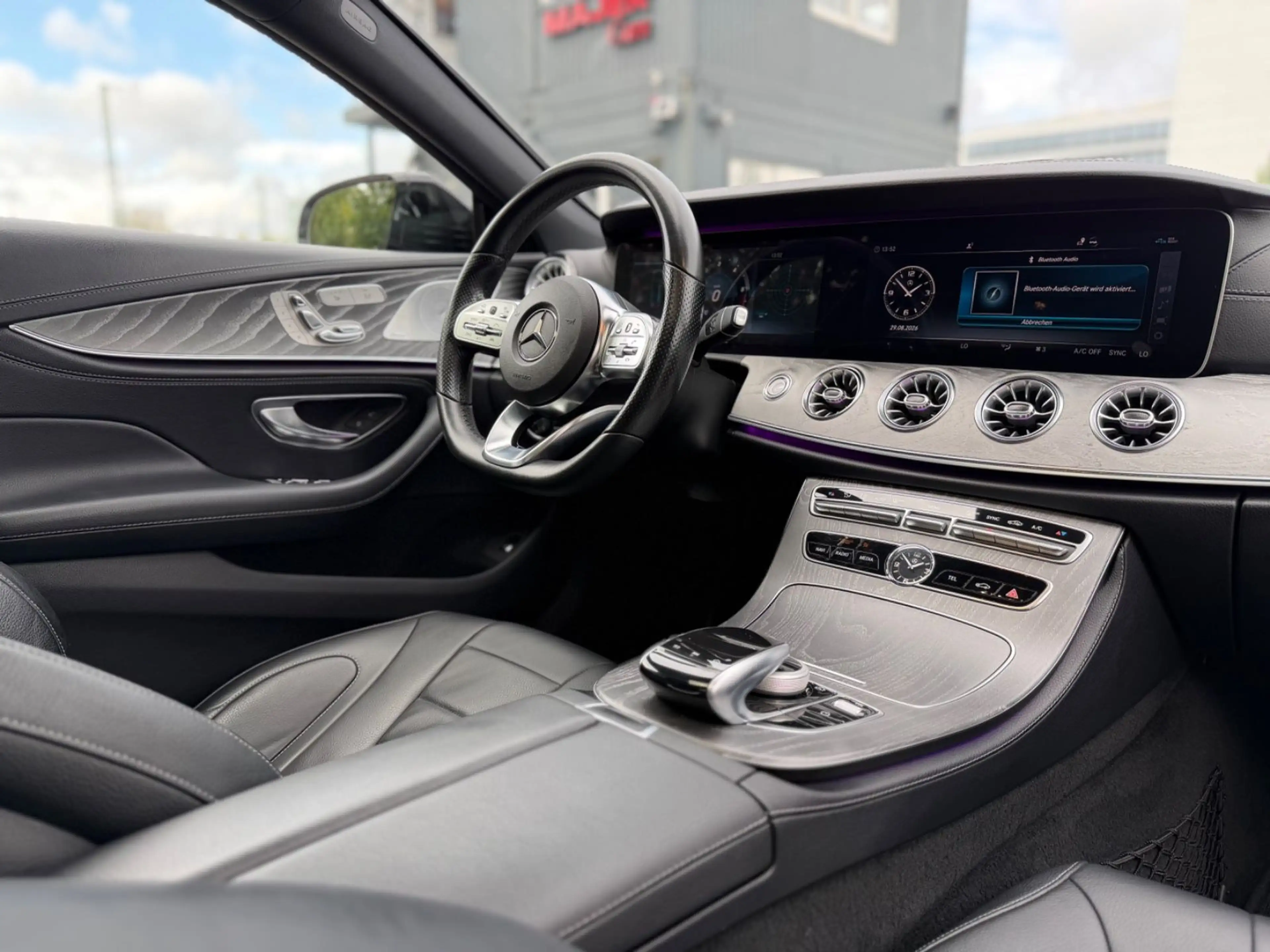 Mercedes-Benz CLS 350 d 4Matic AMG*MULTIBEAM*BURMESTER*CARPLAY — photo 14