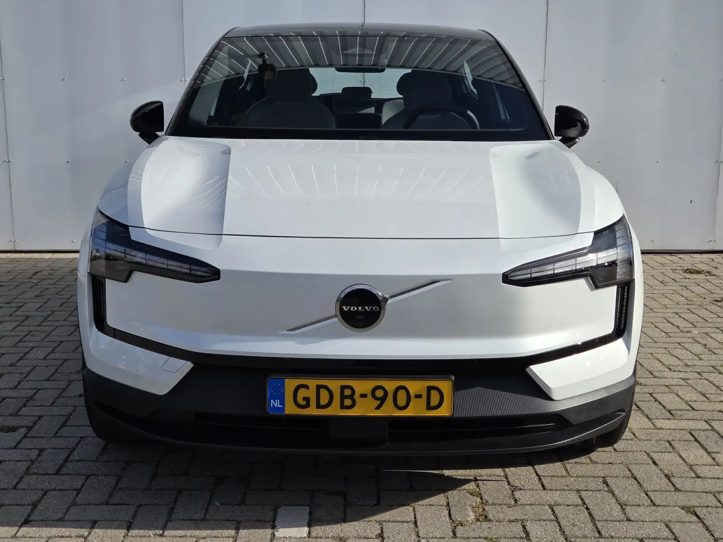 Volvo EX30 Single Motor Extended Range Ultra 69 kWh | BLIS | Weiß - 2
