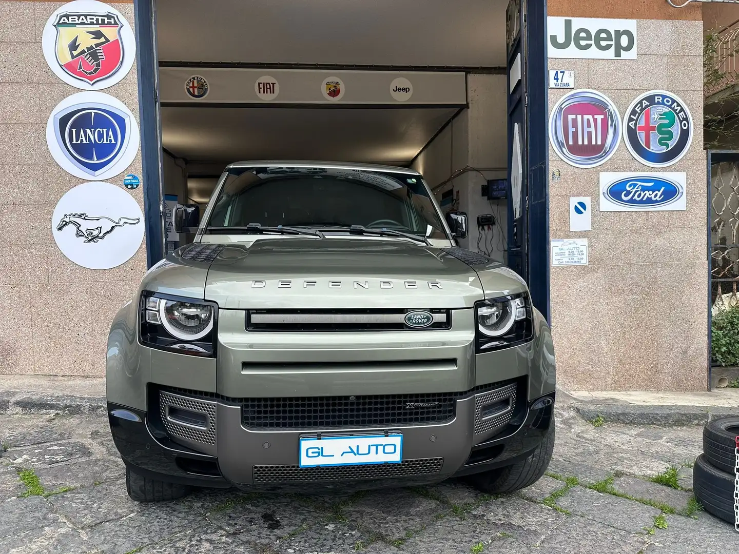 Land Rover Defender Defender VII 3.0d i6 mhev X-Dynamic S awd 200cv Verde - 2