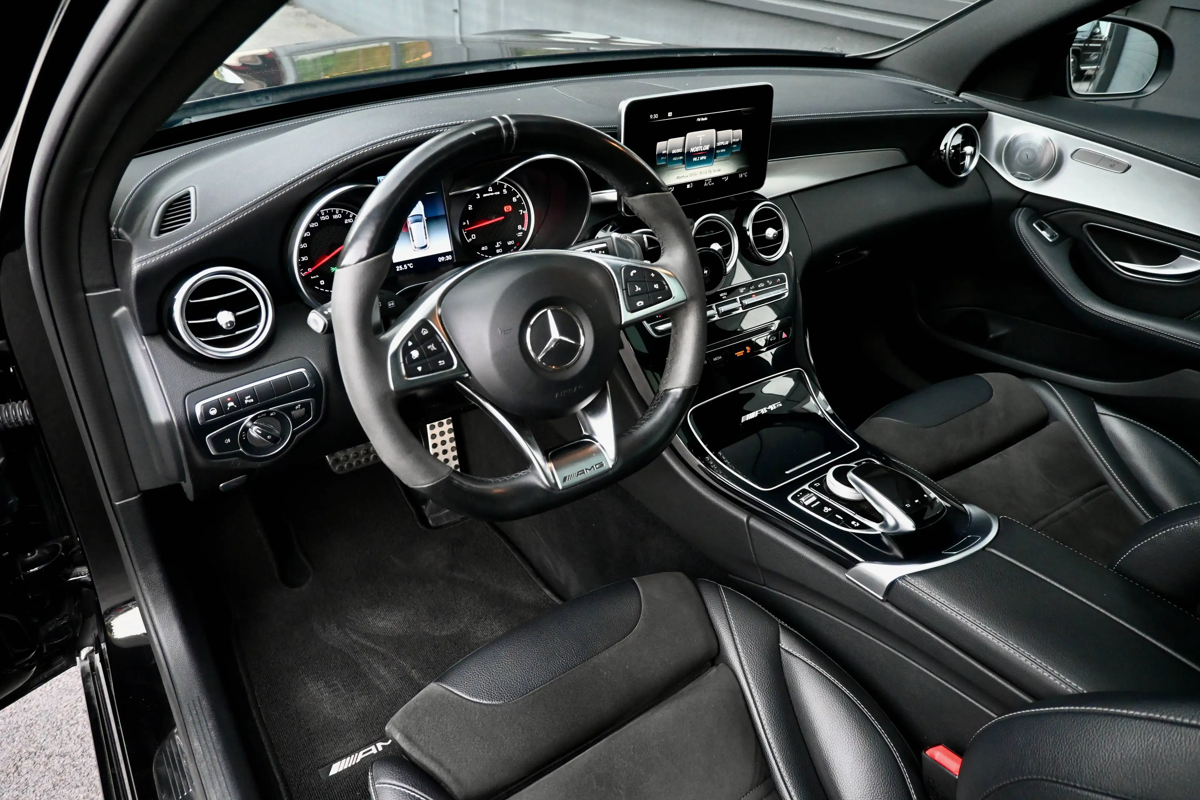 Mercedes-Benz C 63 AMG Panodak - Burmester - Camera - Keyless - BTW afterkbaar — photo 13