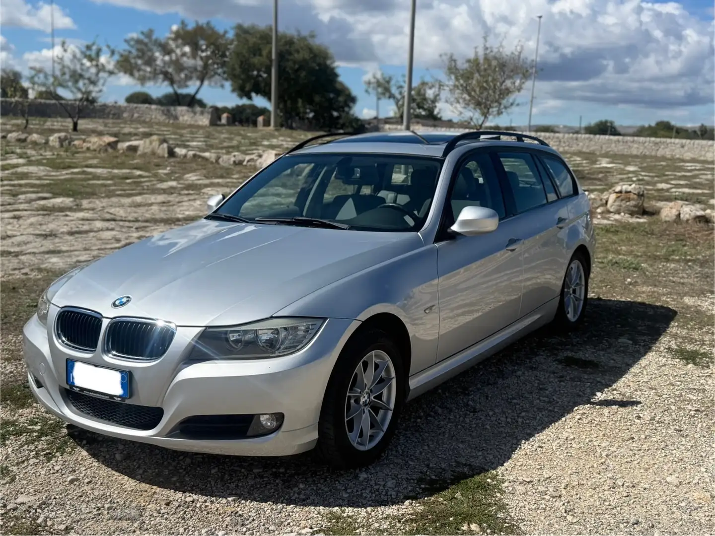 BMW 320 320d Touring Aut. Argento - 1