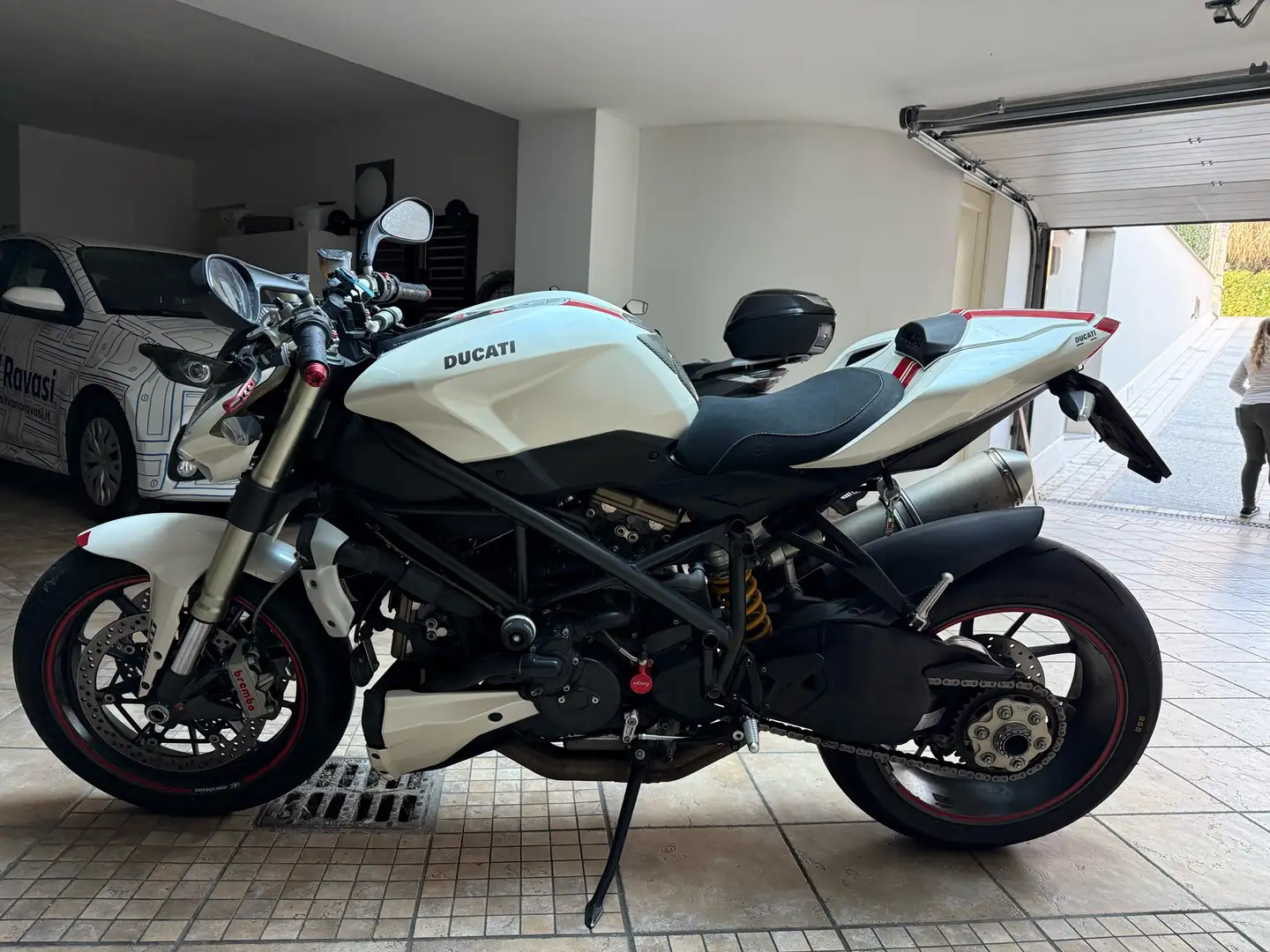 Ducati Streetfighter 1098 White - 2