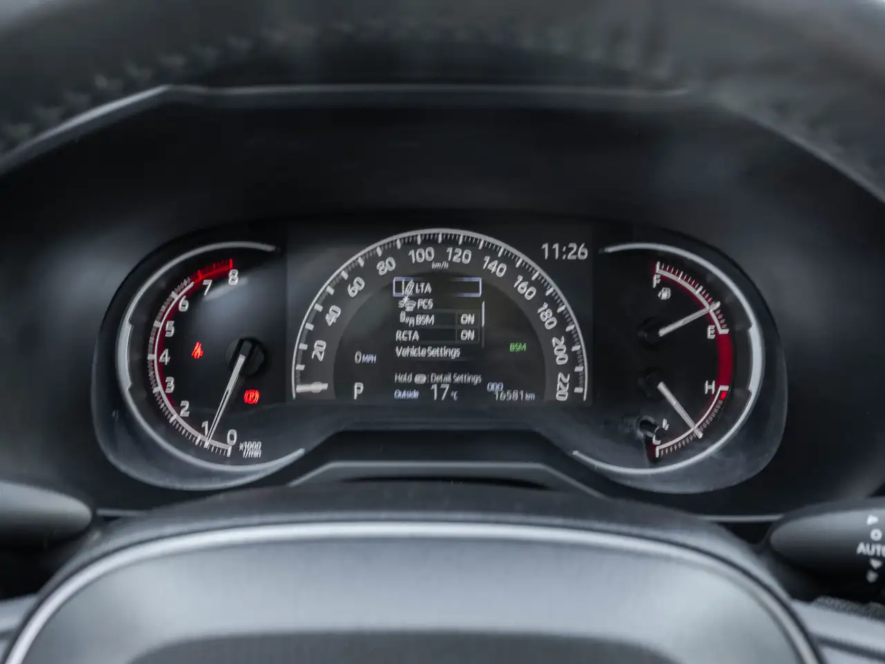 Toyota RAV 4 снимка Toyota RAV 4