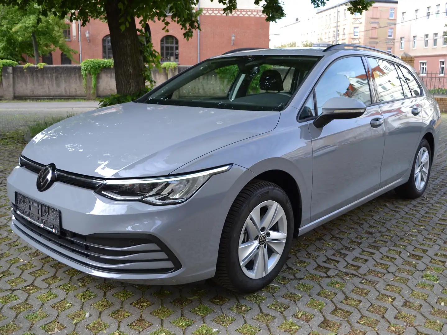 Volkswagen Golf Variant Life Zilver - 1