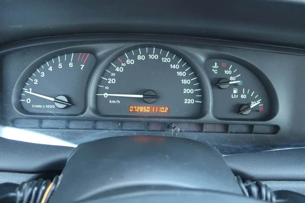 Opel Vectra 1.6-16V Diamond 100 Edition (Unieke auto, unieke k, foto 10