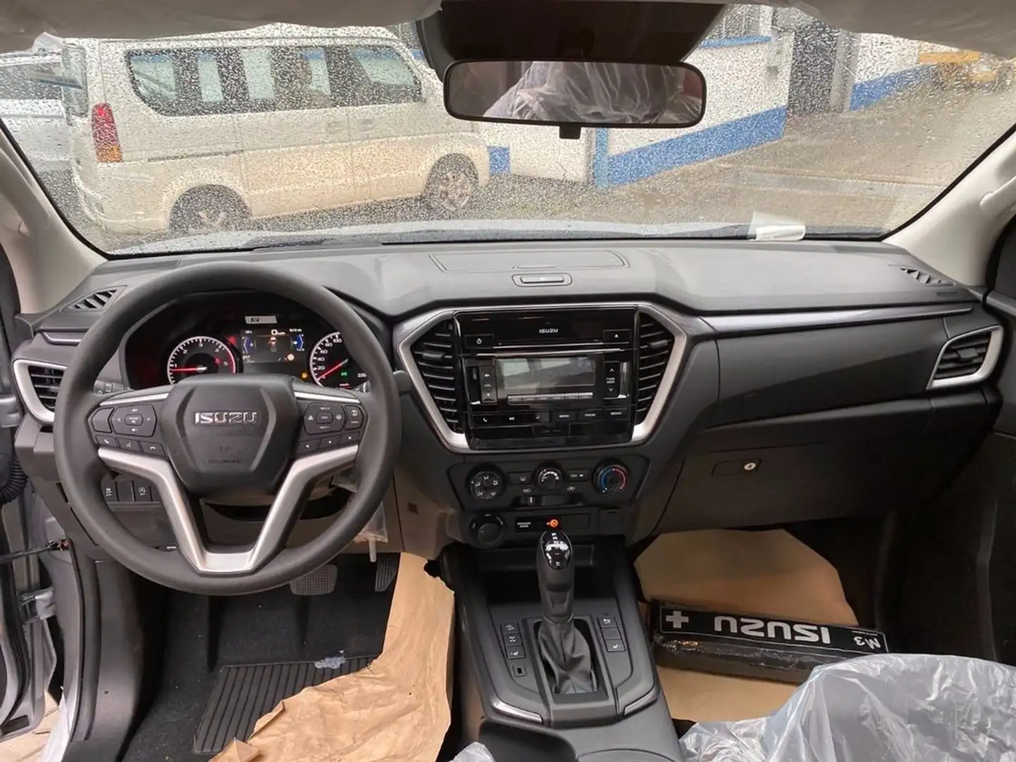 Isuzu D-Max N57 1.9 Space Cab 4X4 Argento - 1