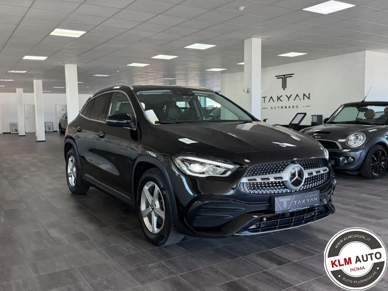 Mercedes-Benz GLA 200
