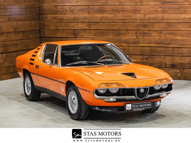 Alfa Romeo Montreal ARAGOSTA-ARANCIO*H-ZULASSUNG*HU NEU