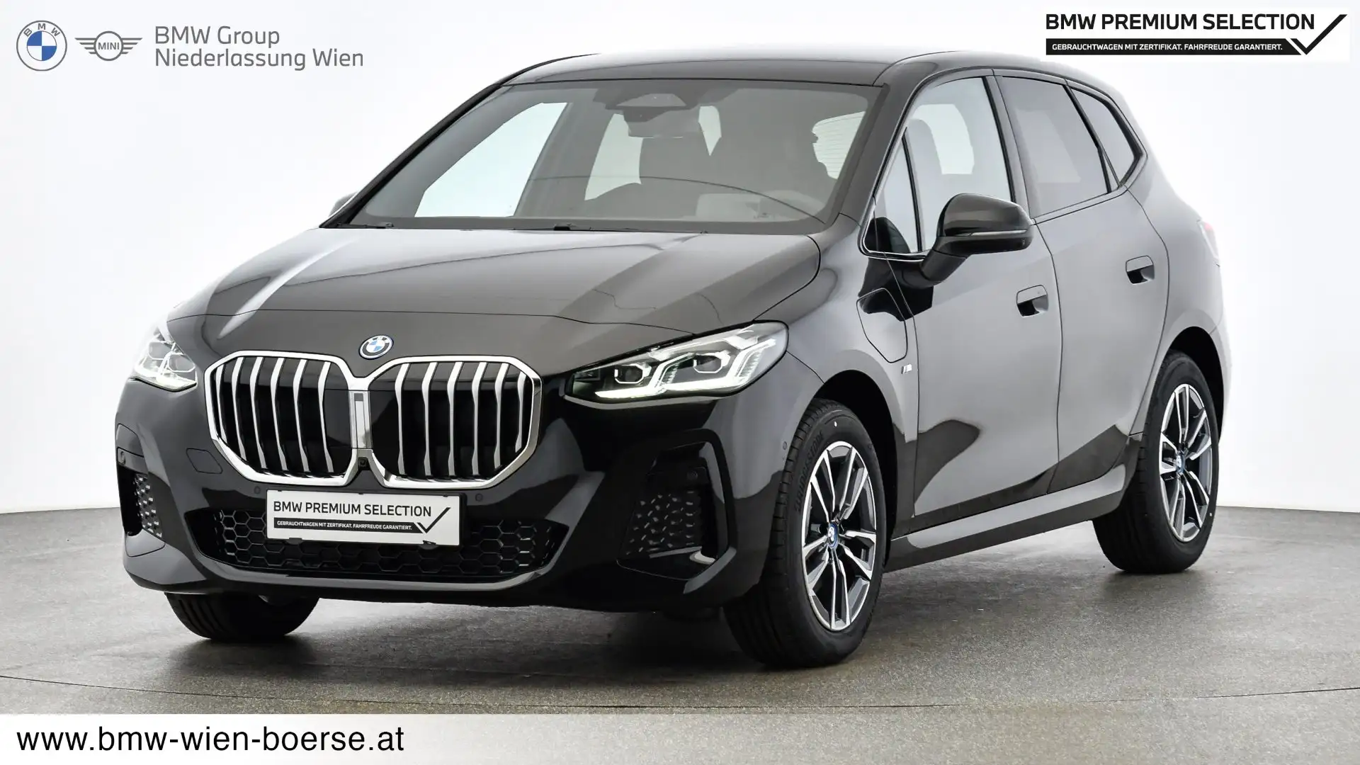 BMW 225 e xDrive Active Tourer Schwarz - 1