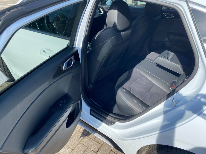 Kia ProCeed / pro_cee'd DCT&GT LINE*el.Heckklappe*NAVI*Teilleder*Totwinkel — photo 16