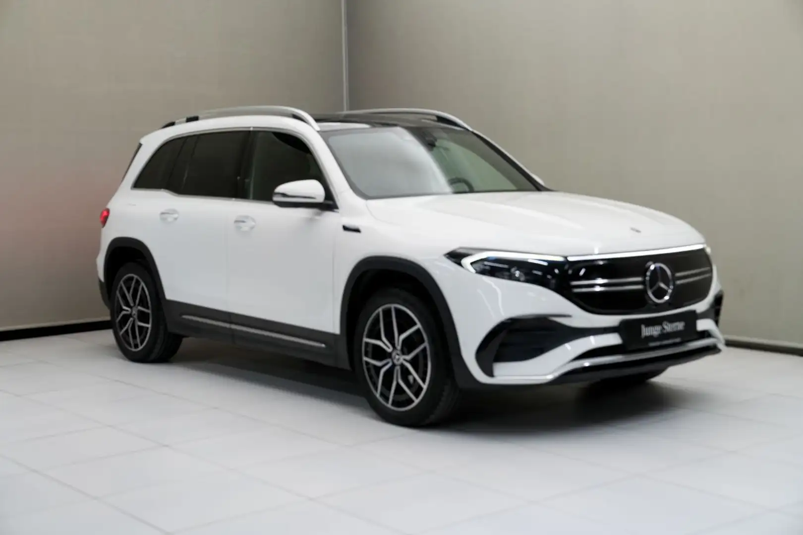 Mercedes-Benz EQB 350 4MATIC Navi ACC ParkAss. SpurH Pano HUD Weiß - 2