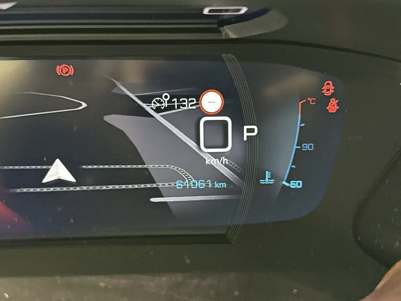 Peugeot 2008 PureTech 130 EAT8 Allure Pack S/S aut., миниатюра 12