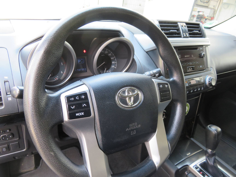 Toyota Land Cruiser — photo 9