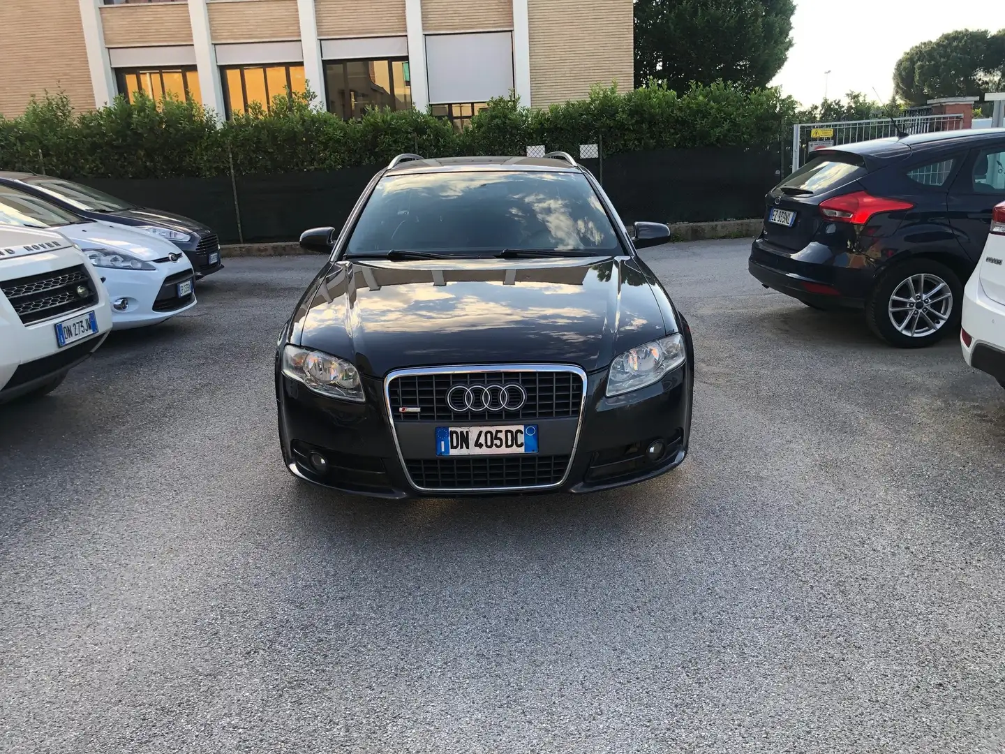 Audi A4 Avant 2.0 tdi Grey - 2
