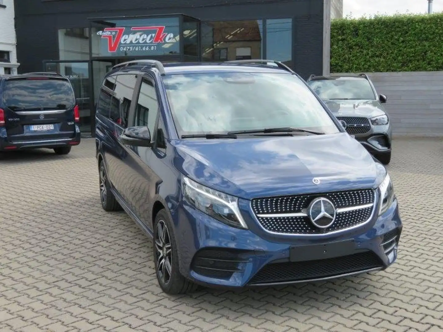 Mercedes-Benz V 220 d Amg-Pack 4x4 Blu/Azzurro - 2