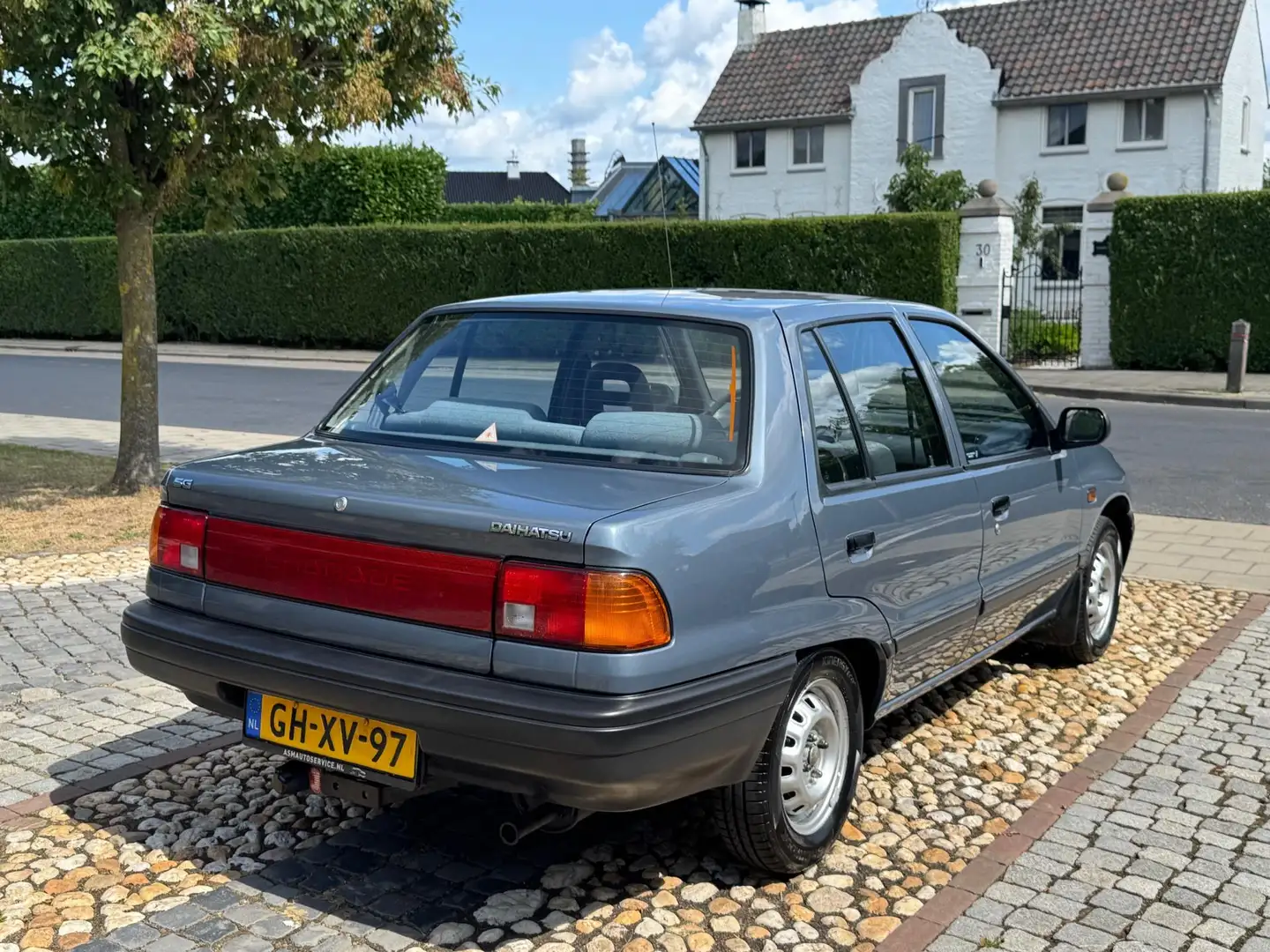 Daihatsu Charade 1.3i SG uniek 1e eigenaar! 74000km. Šedá - 2