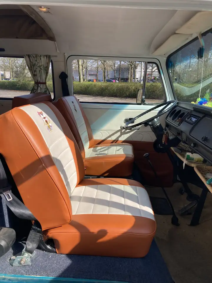Volkswagen T2 camper / enkel om te slapen / geen keuken, foto 4