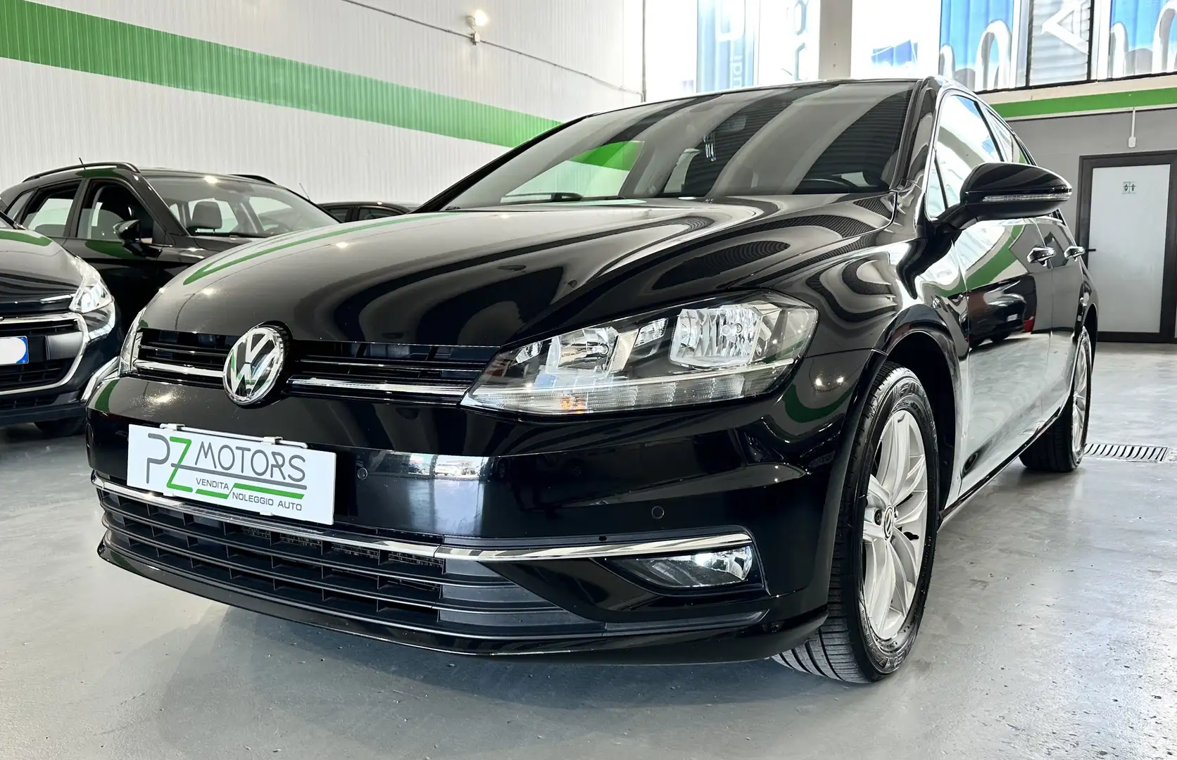 Volkswagen Golf Golf 5p 1.6tdi Highline dsg - PROMO FINANZIAMENTO Nero - 1