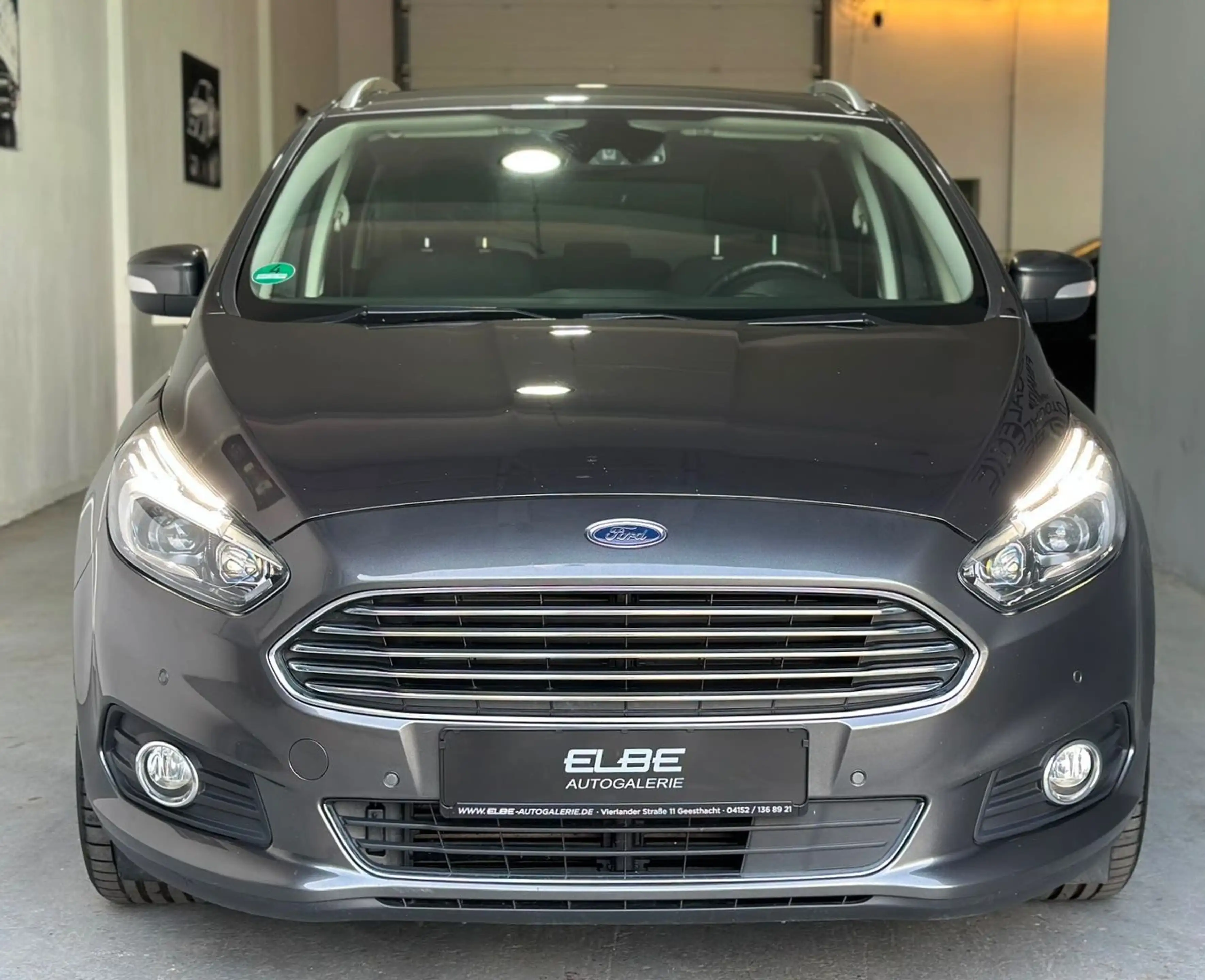 Ford S-Max 2.0 TDCI PowerShift AWD Titanium 1.Hand — photo 9