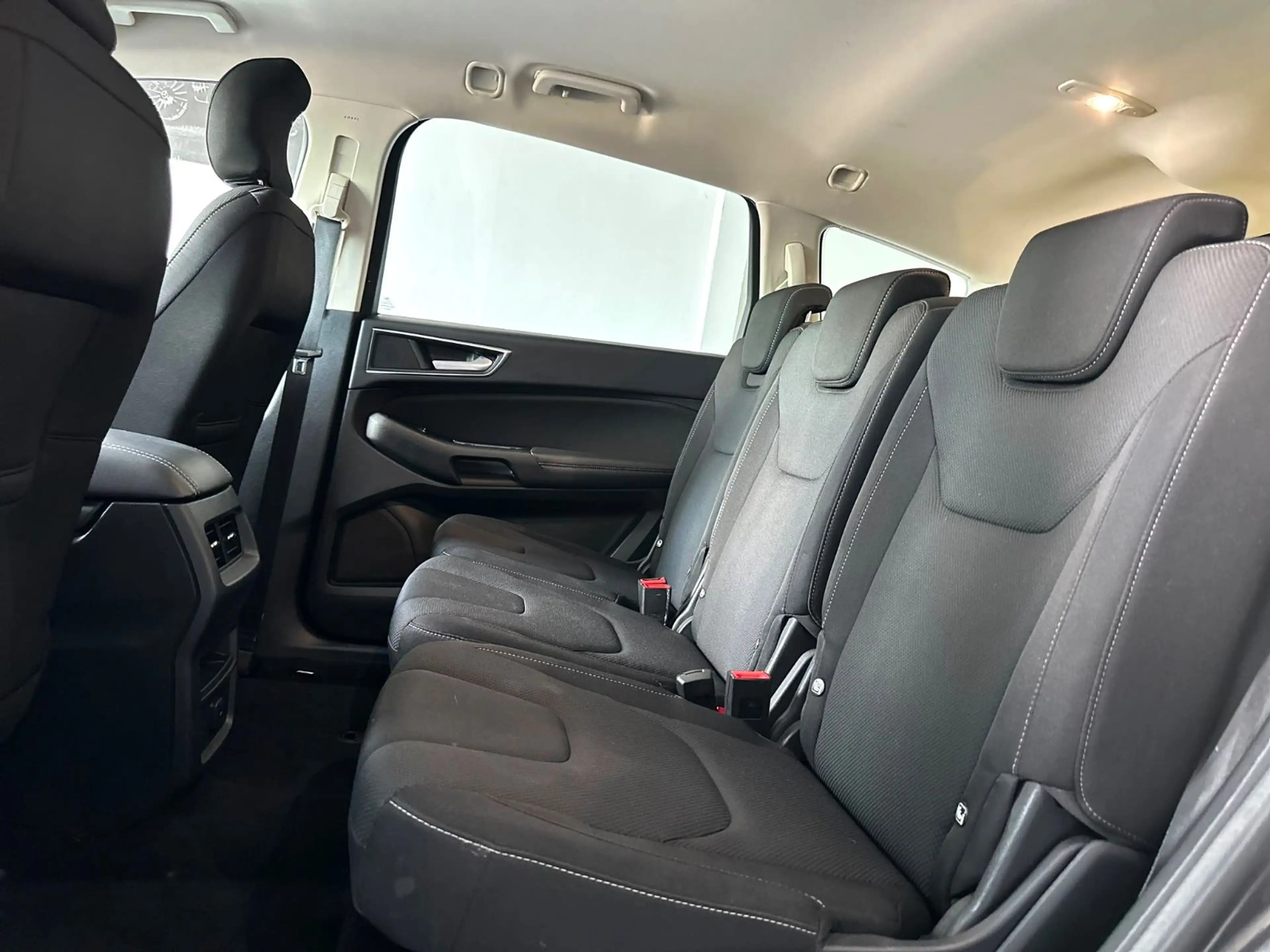 Ford S-Max 2.0 TDCI PowerShift AWD Titanium 1.Hand — photo 12