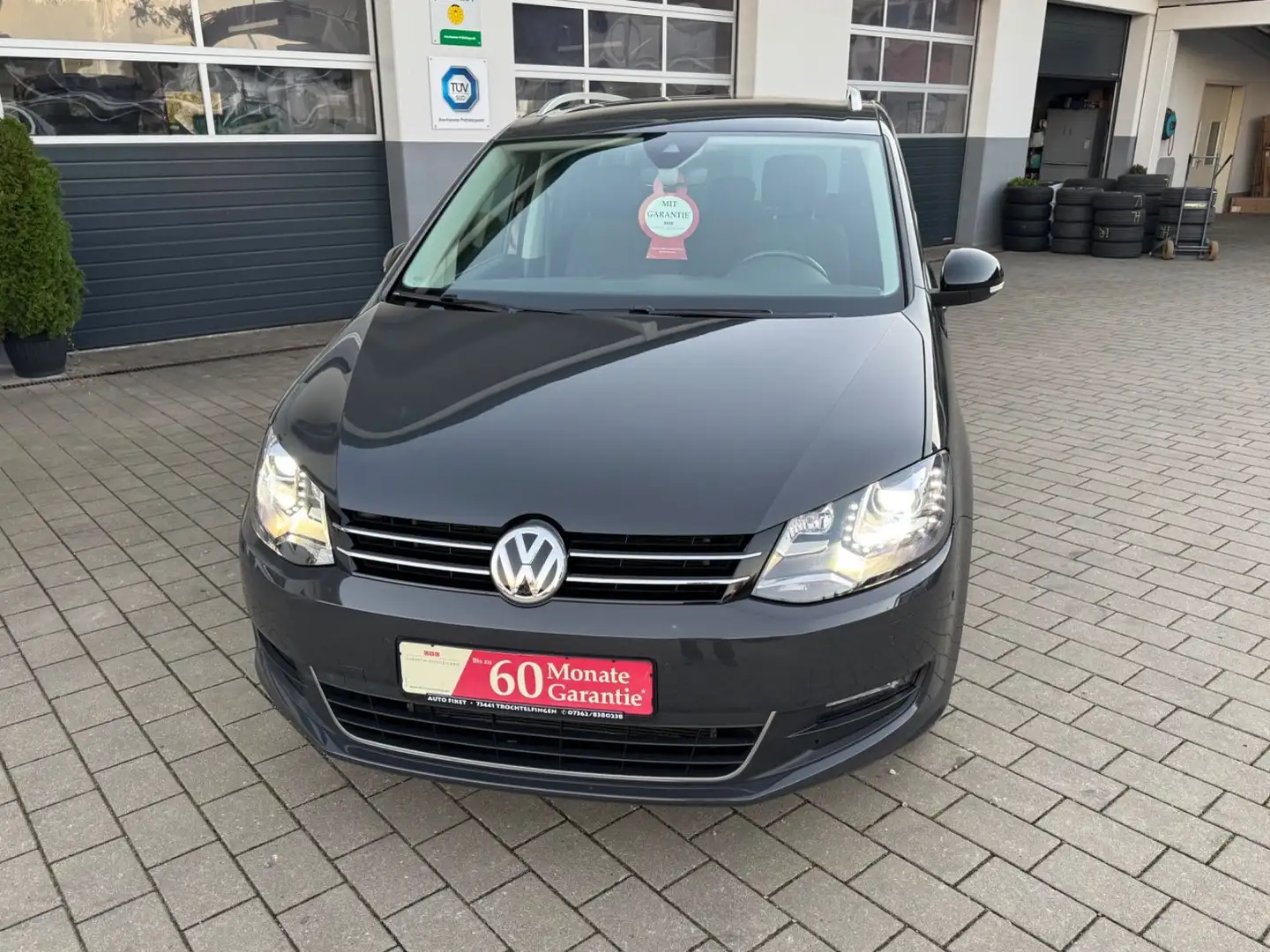 Volkswagen Sharan DSG IQ.DRIVE Start-Stopp*7-Sitzer*I Hand* Gris - 2