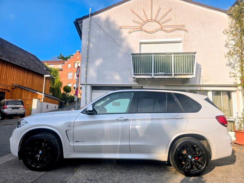 BMW X5 xDrive 30 d *M-Paket*Pano*Head-Up*Soft-Close* — photo 7