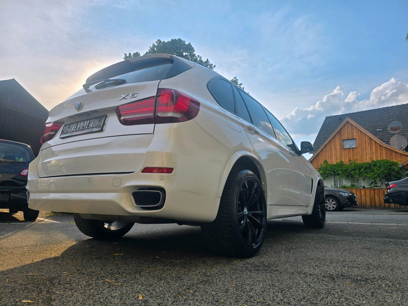 BMW X5 xDrive 30 d *M-Paket*Pano*Head-Up*Soft-Close* — photo 12